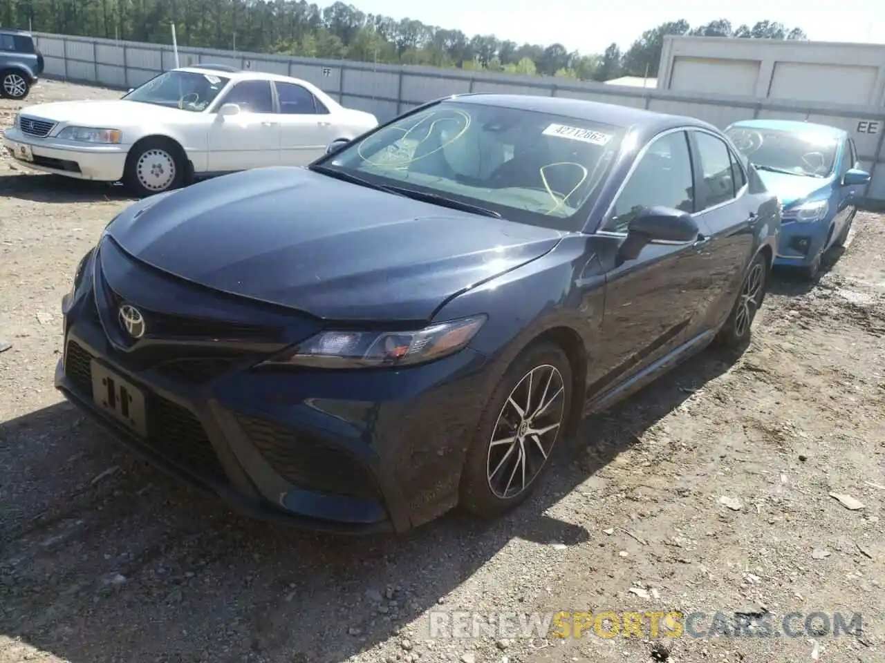 2 Photograph of a damaged car 4T1T11AK0MU615464 TOYOTA CAMRY 2021