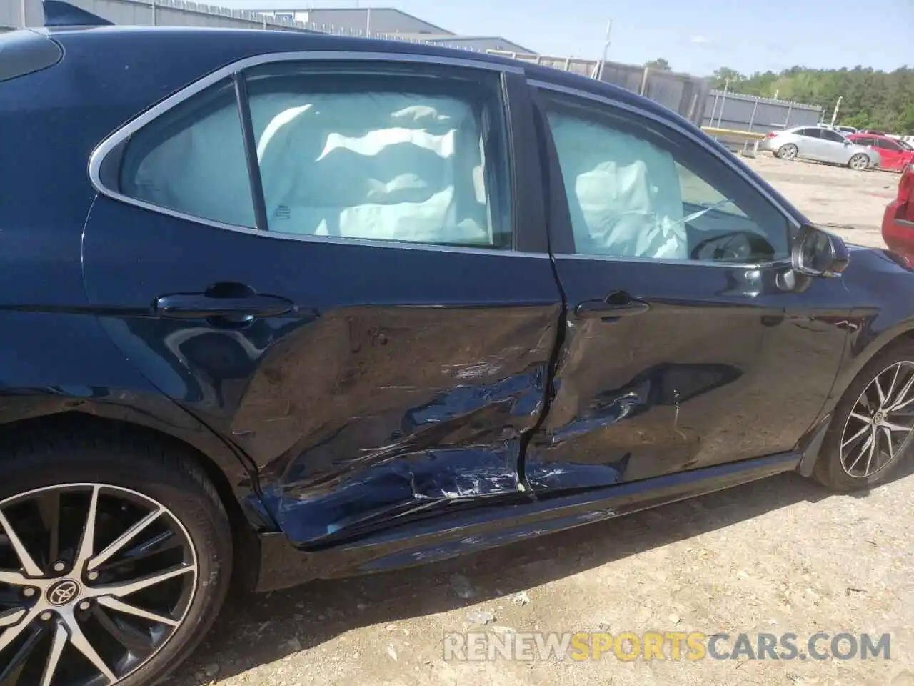 9 Photograph of a damaged car 4T1T11AK0MU615464 TOYOTA CAMRY 2021