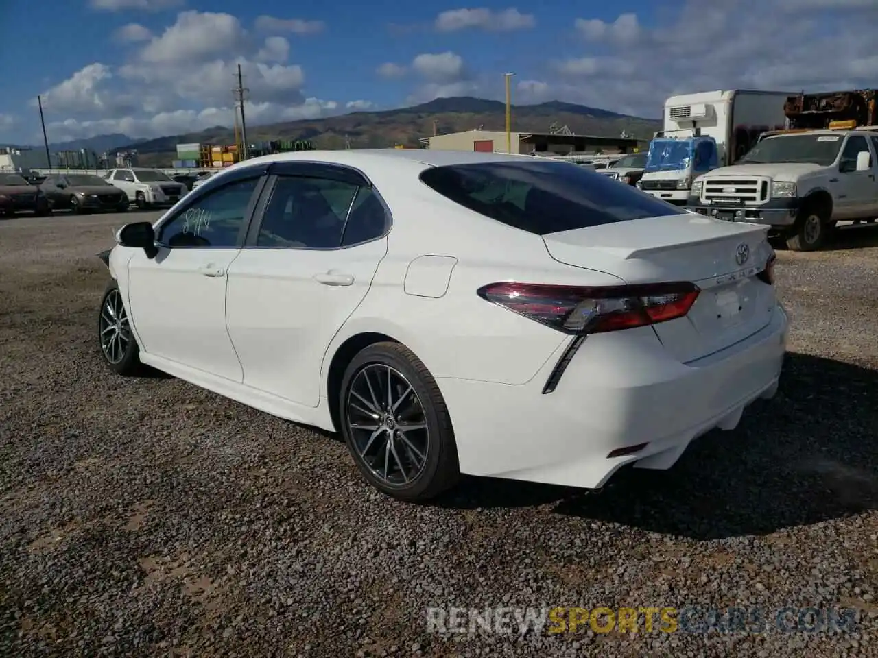 3 Photograph of a damaged car 4T1T11AK1MU453943 TOYOTA CAMRY 2021