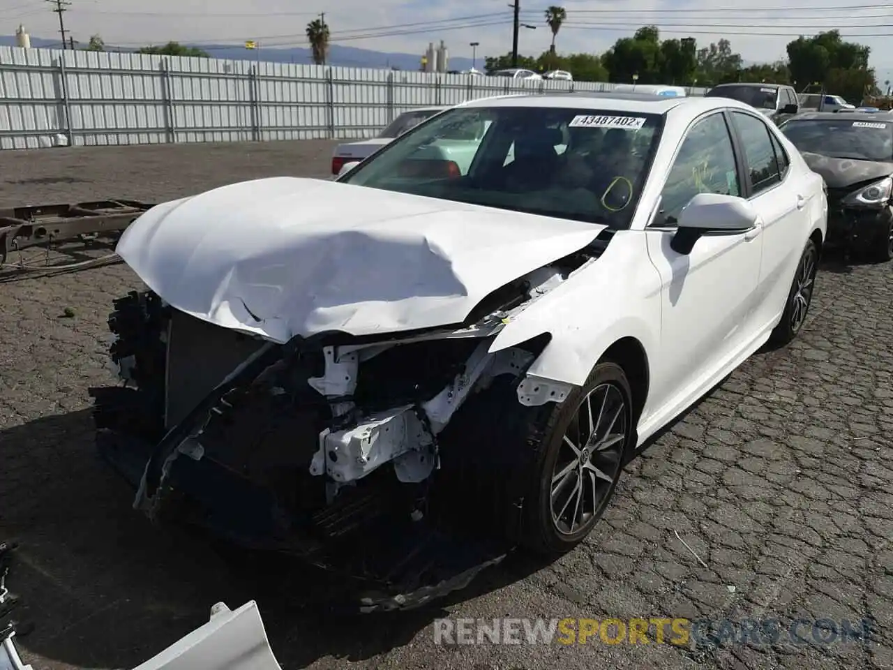 2 Photograph of a damaged car 4T1T11AK1MU557980 TOYOTA CAMRY 2021