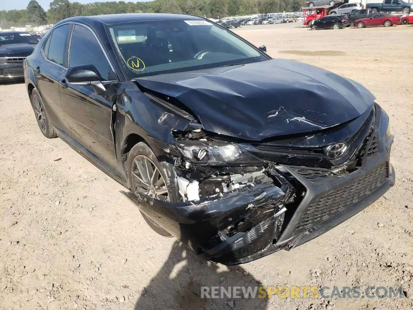 1 Photograph of a damaged car 4T1T11AK2MU429196 TOYOTA CAMRY 2021