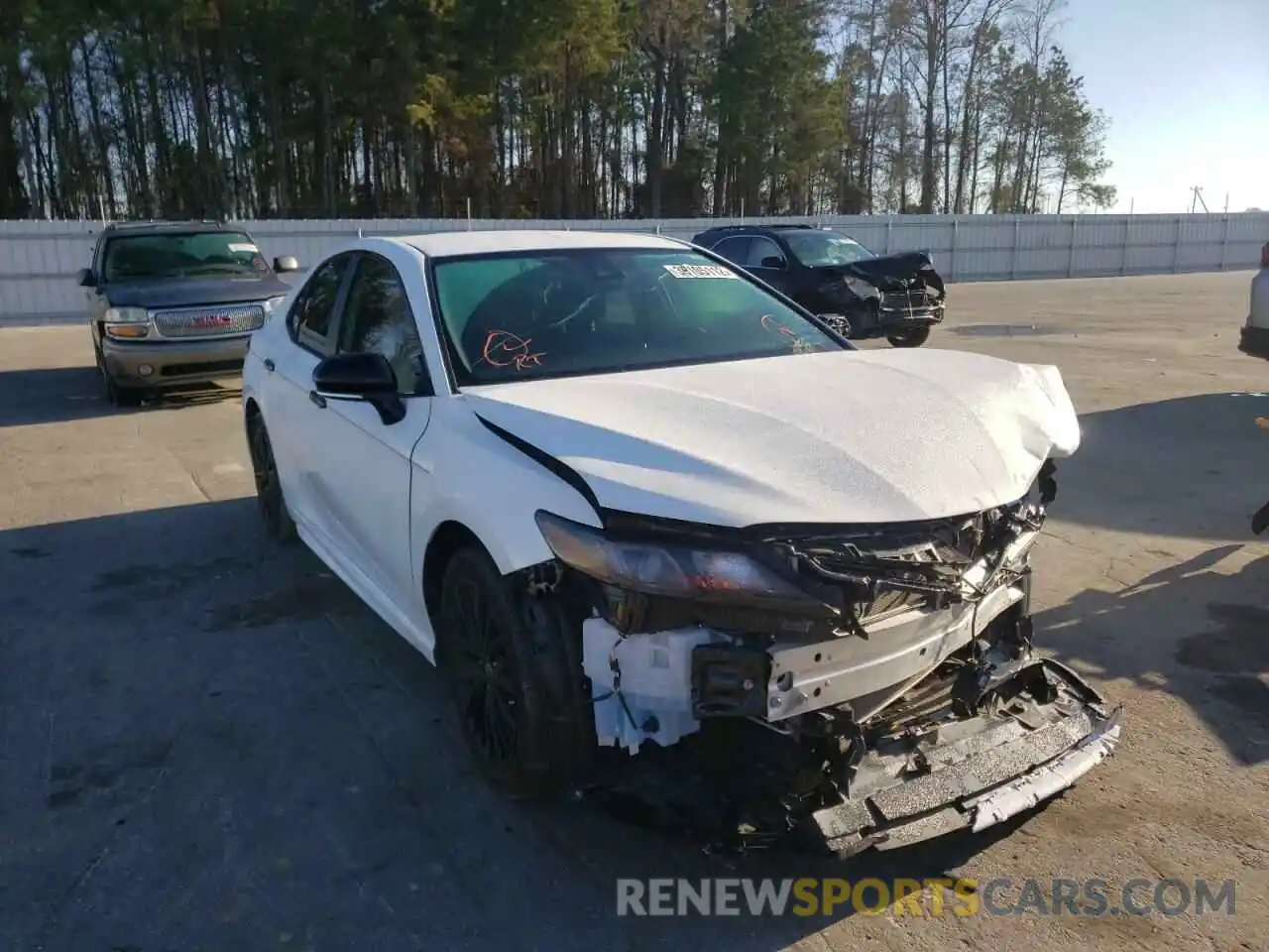 1 Photograph of a damaged car 4T1T11AK2MU438027 TOYOTA CAMRY 2021