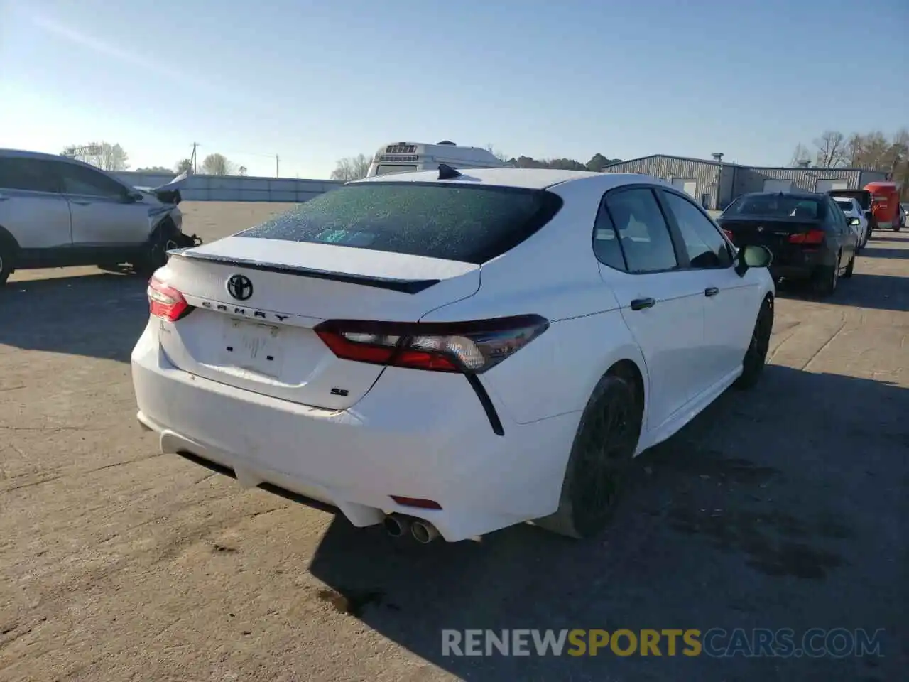 4 Photograph of a damaged car 4T1T11AK2MU438027 TOYOTA CAMRY 2021