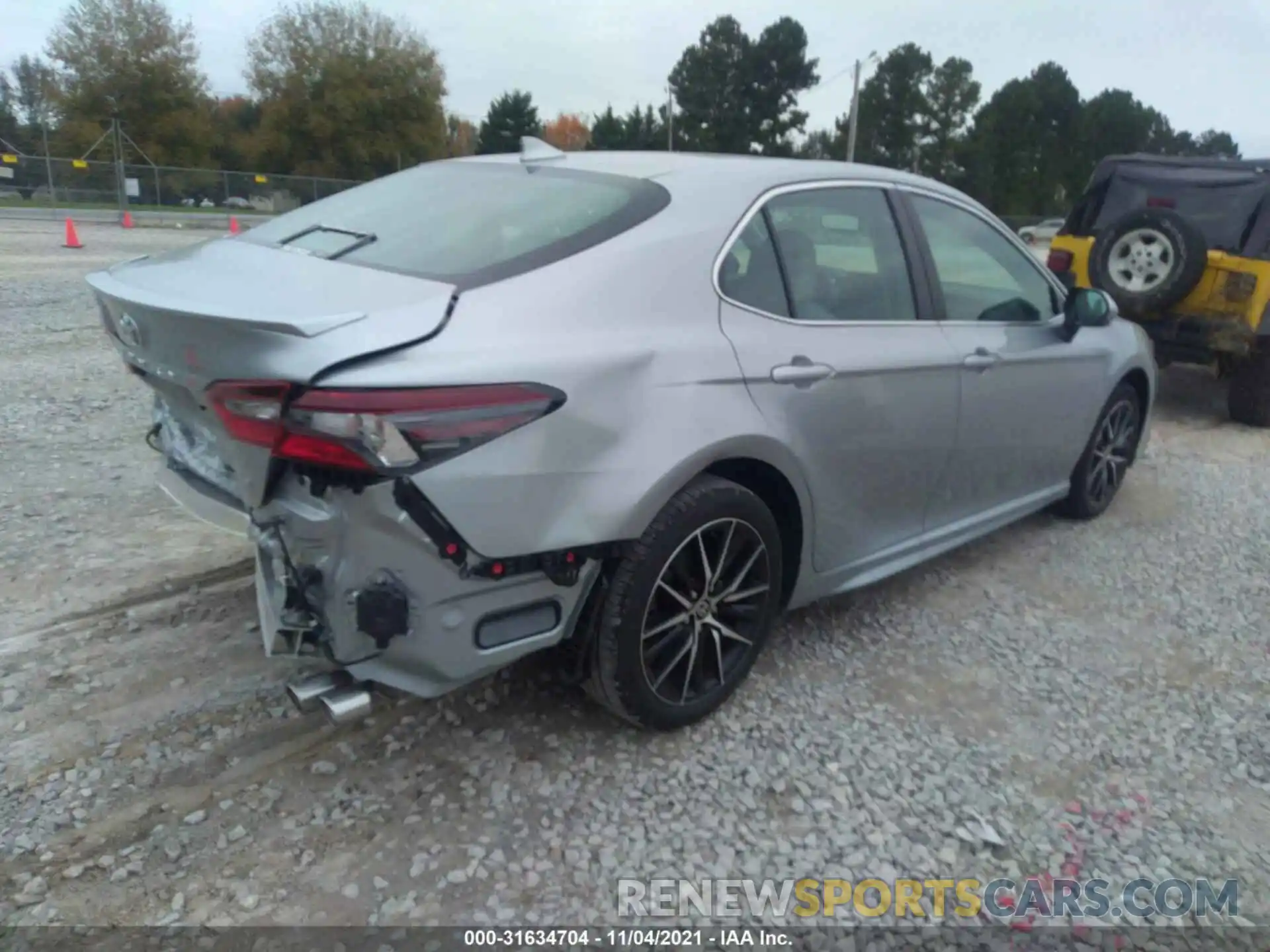 4 Photograph of a damaged car 4T1T11AK2MU490869 TOYOTA CAMRY 2021