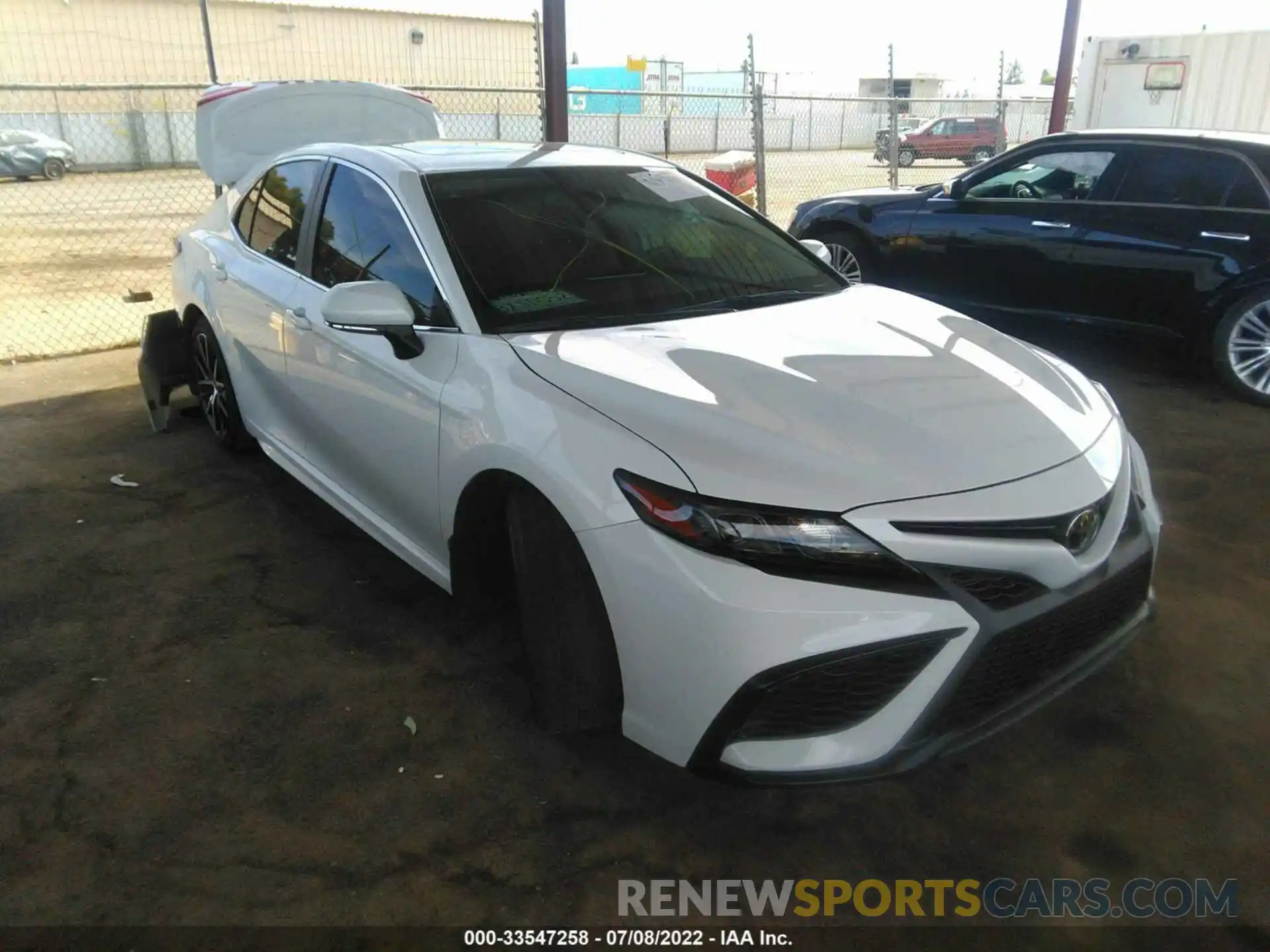 1 Photograph of a damaged car 4T1T11AK2MU495540 TOYOTA CAMRY 2021