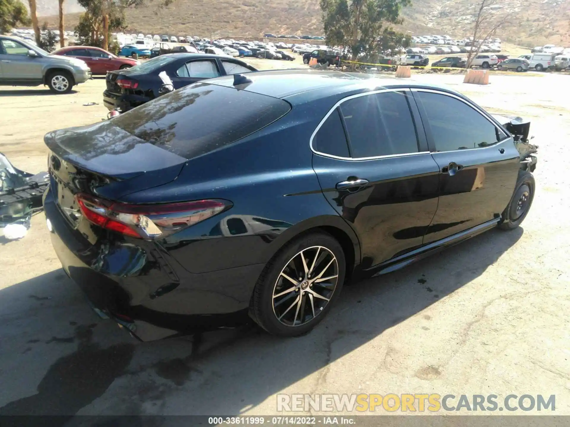 4 Photograph of a damaged car 4T1T11AK2MU602005 TOYOTA CAMRY 2021