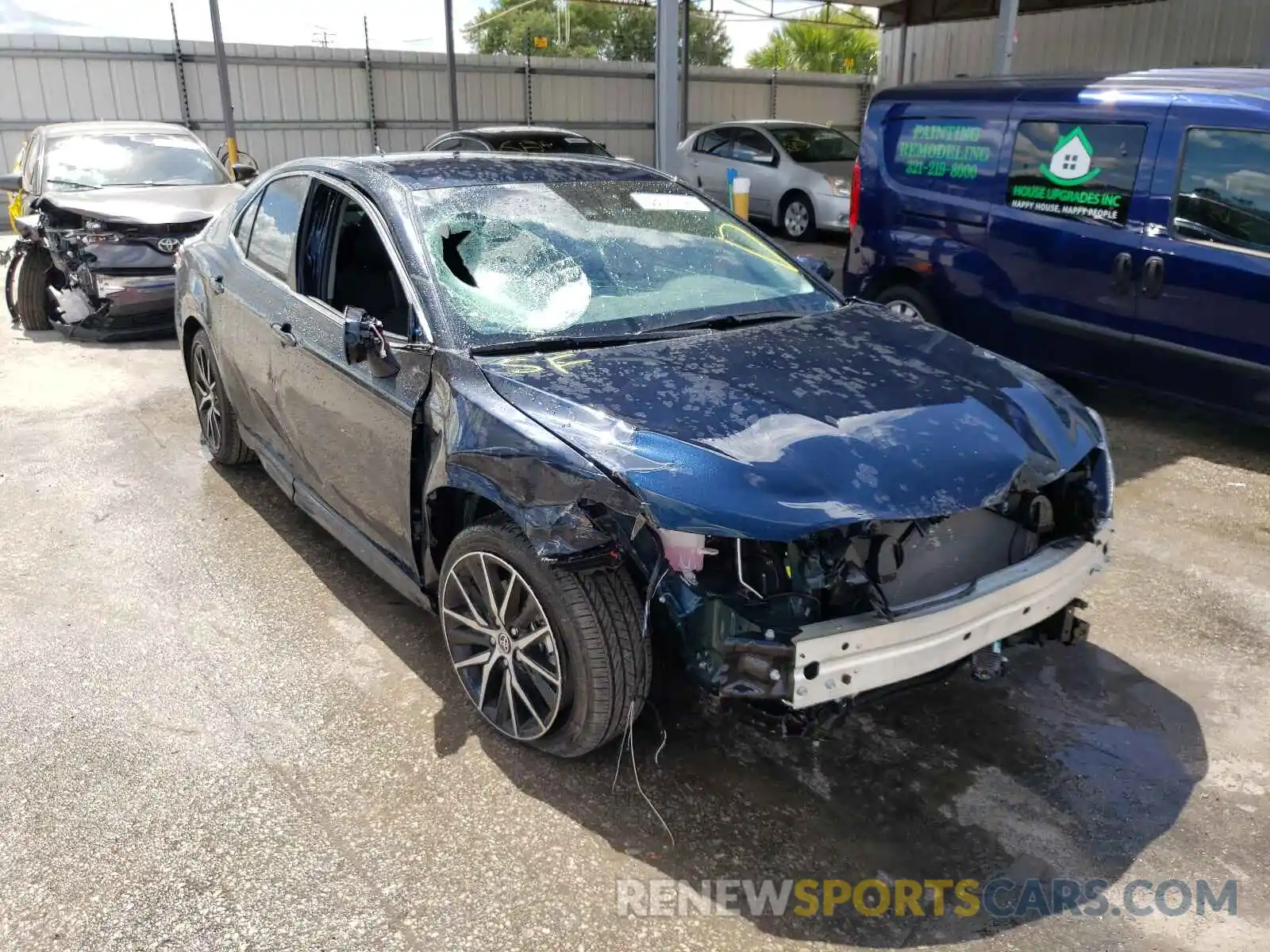 1 Photograph of a damaged car 4T1T11AK2MU604577 TOYOTA CAMRY 2021