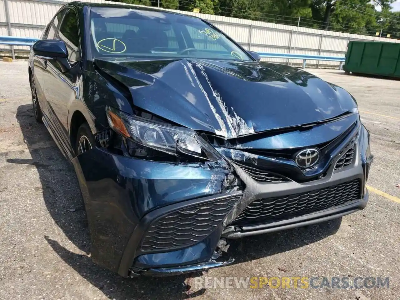 9 Photograph of a damaged car 4T1T11AK2MU606877 TOYOTA CAMRY 2021