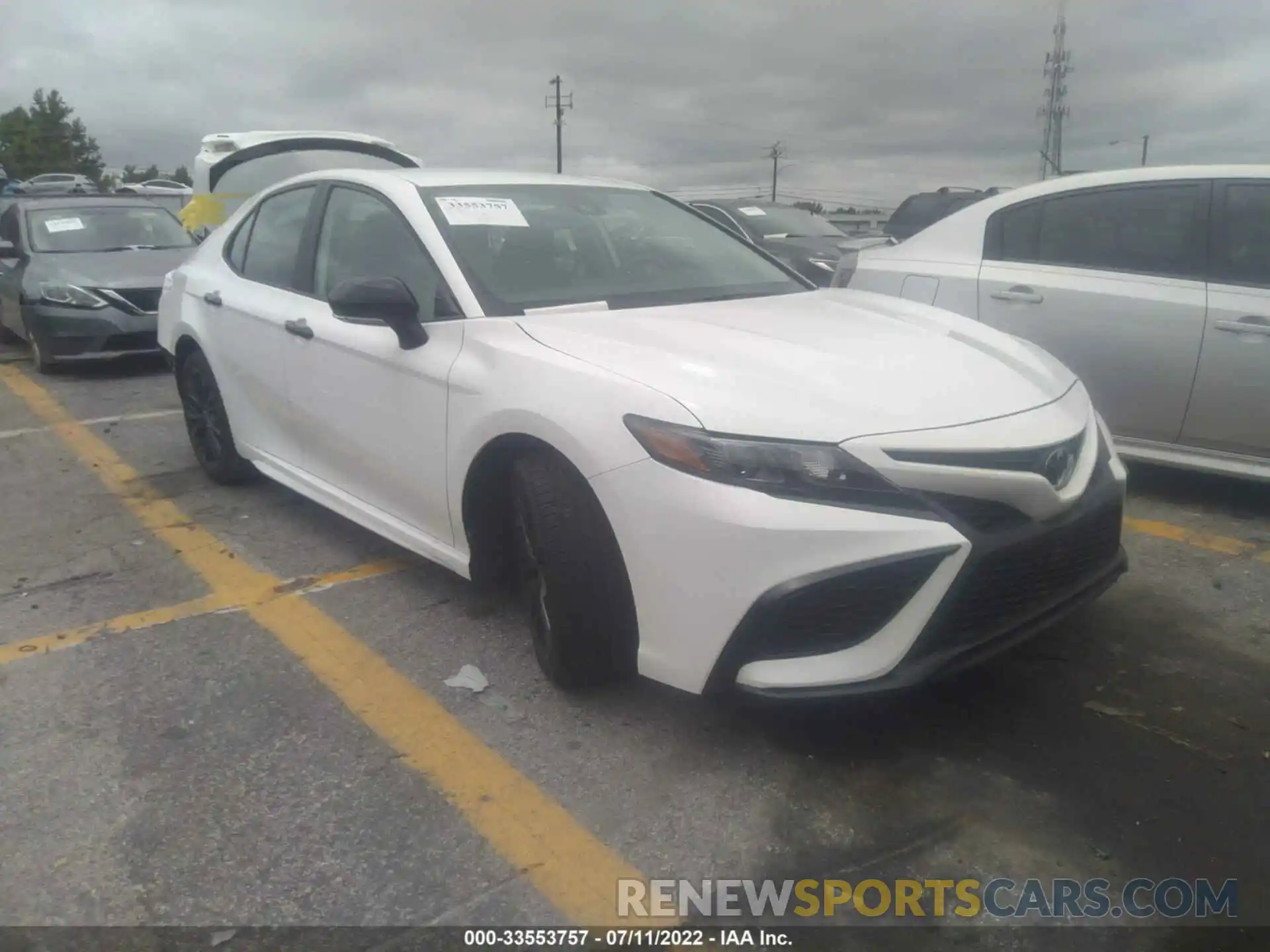 1 Photograph of a damaged car 4T1T11AK3MU424993 TOYOTA CAMRY 2021