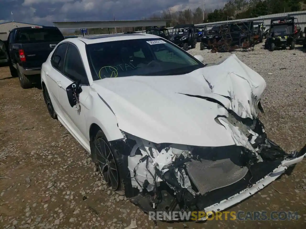 1 Photograph of a damaged car 4T1T11AK3MU529677 TOYOTA CAMRY 2021