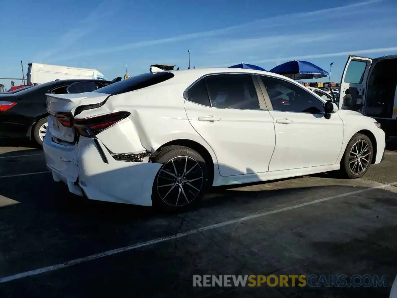 3 Photograph of a damaged car 4T1T11AK3MU535186 TOYOTA CAMRY 2021