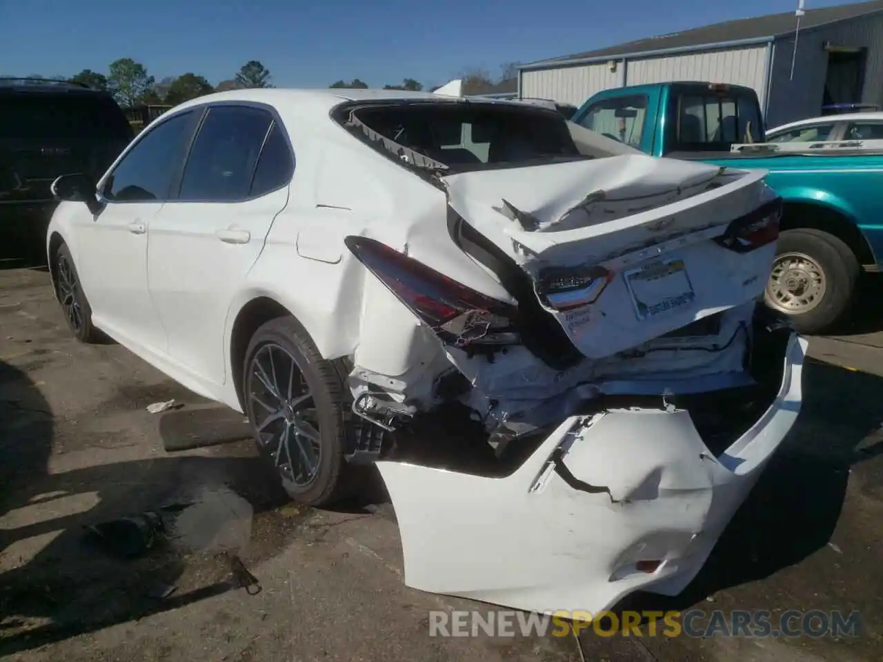 3 Photograph of a damaged car 4T1T11AK4MU432178 TOYOTA CAMRY 2021