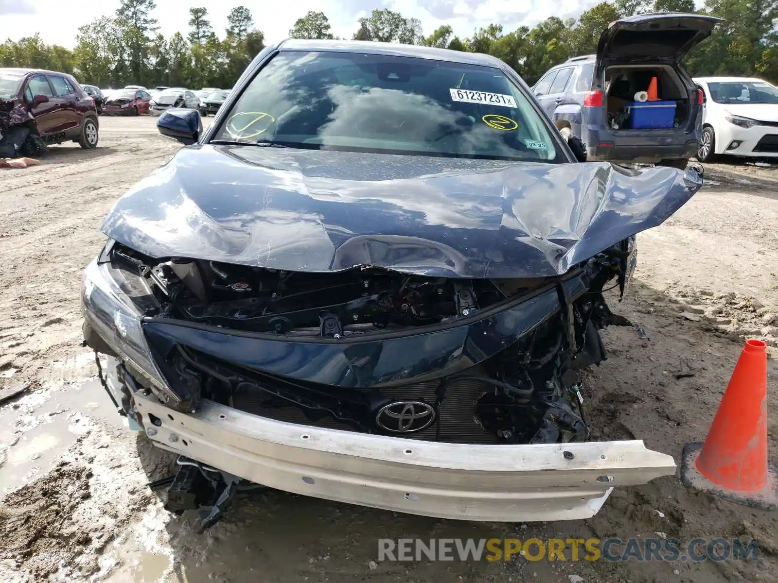 9 Photograph of a damaged car 4T1T11AK4MU435758 TOYOTA CAMRY 2021