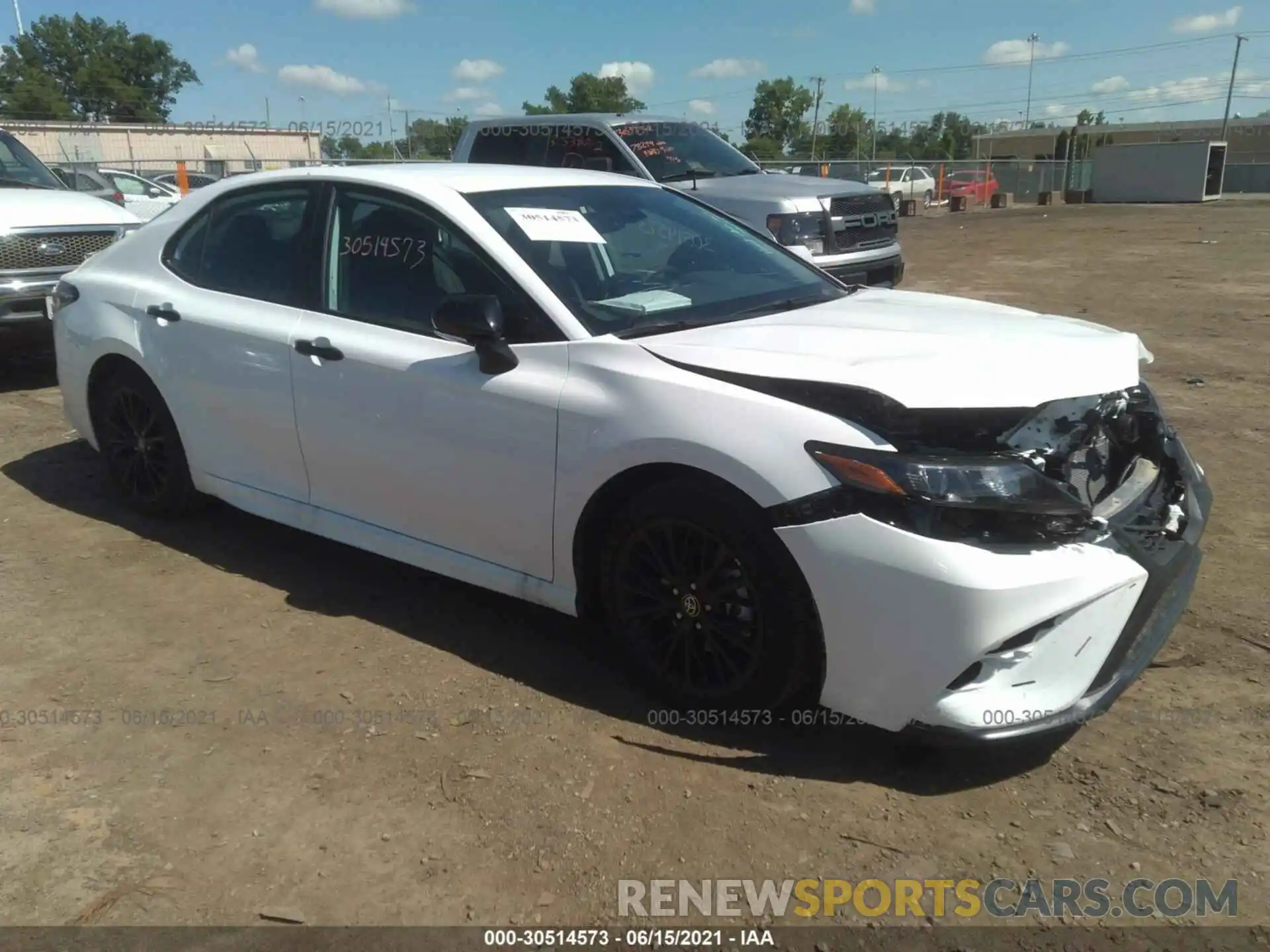 1 Photograph of a damaged car 4T1T11AK4MU450888 TOYOTA CAMRY 2021