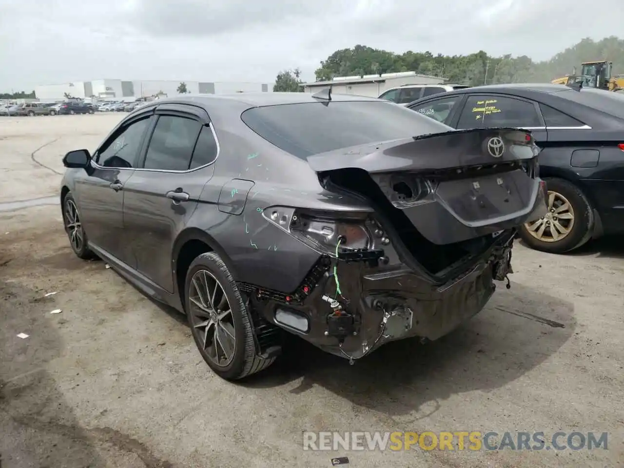 3 Photograph of a damaged car 4T1T11AK4MU472910 TOYOTA CAMRY 2021