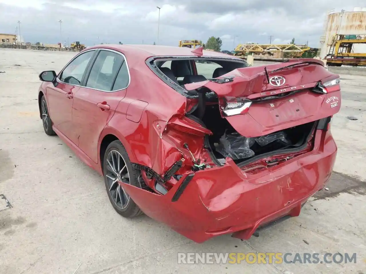 3 Photograph of a damaged car 4T1T11AK4MU494566 TOYOTA CAMRY 2021