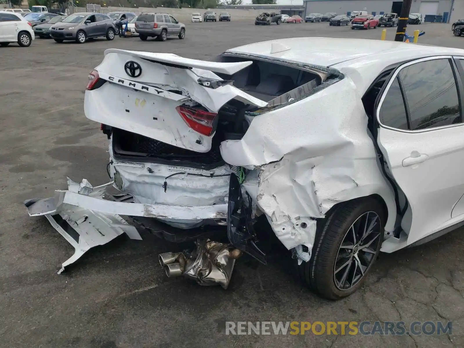 9 Photograph of a damaged car 4T1T11AK4MU522382 TOYOTA CAMRY 2021