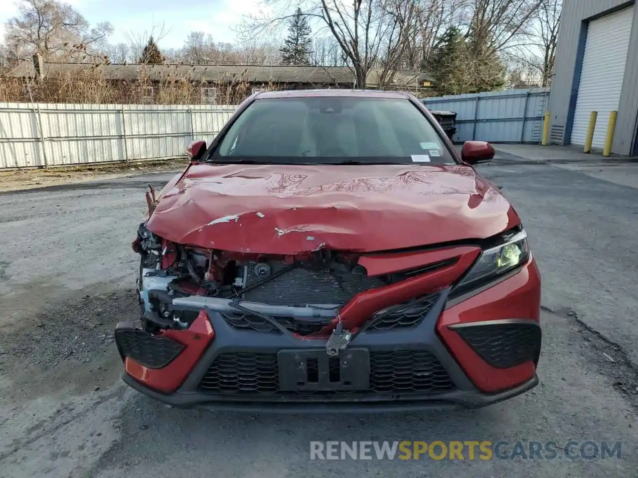 5 Photograph of a damaged car 4T1T11AK5MU437454 TOYOTA CAMRY 2021