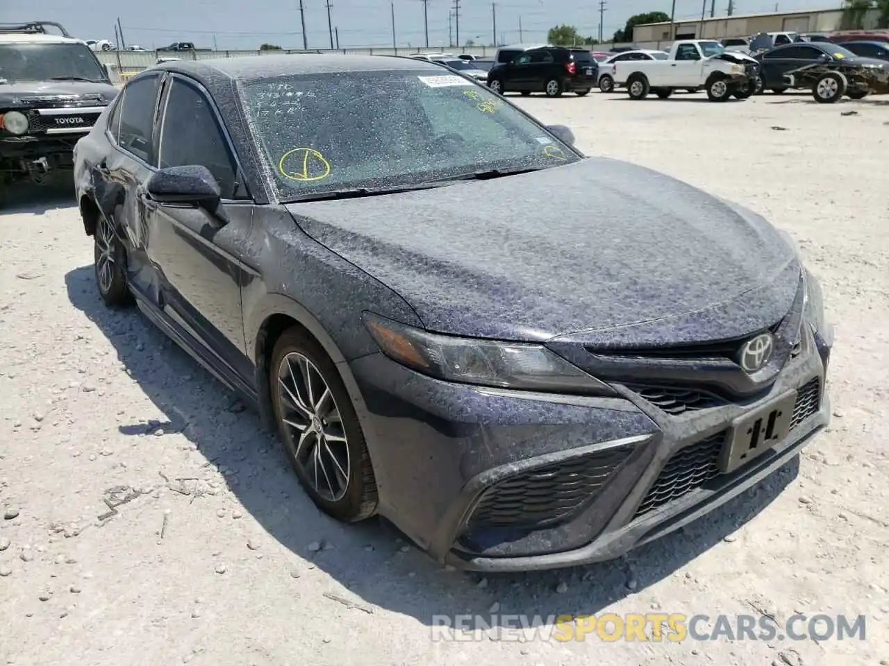 1 Photograph of a damaged car 4T1T11AK5MU529356 TOYOTA CAMRY 2021