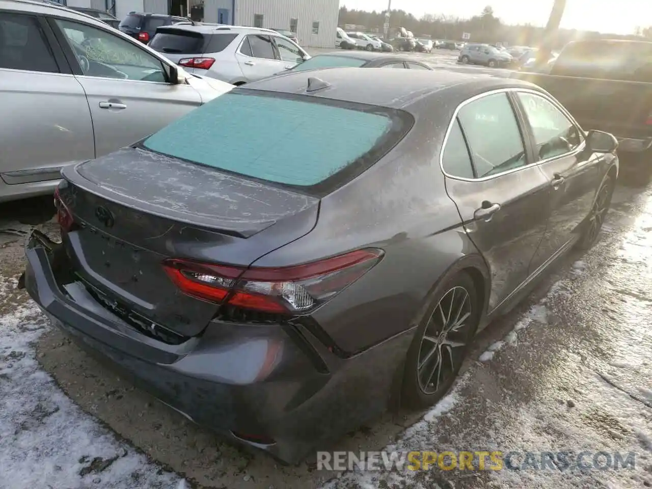 4 Photograph of a damaged car 4T1T11AK5MU529454 TOYOTA CAMRY 2021