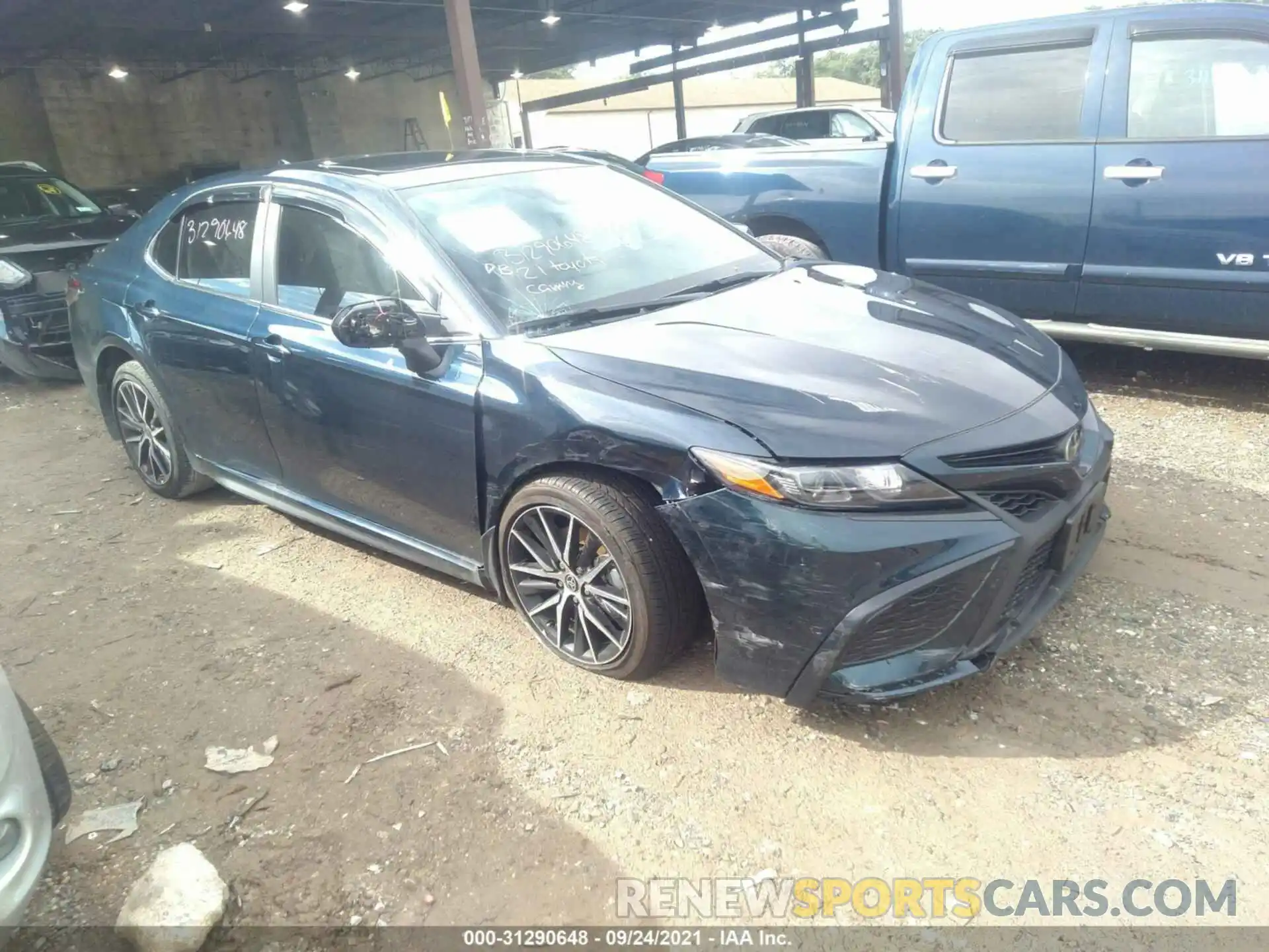 1 Photograph of a damaged car 4T1T11AK5MU546142 TOYOTA CAMRY 2021