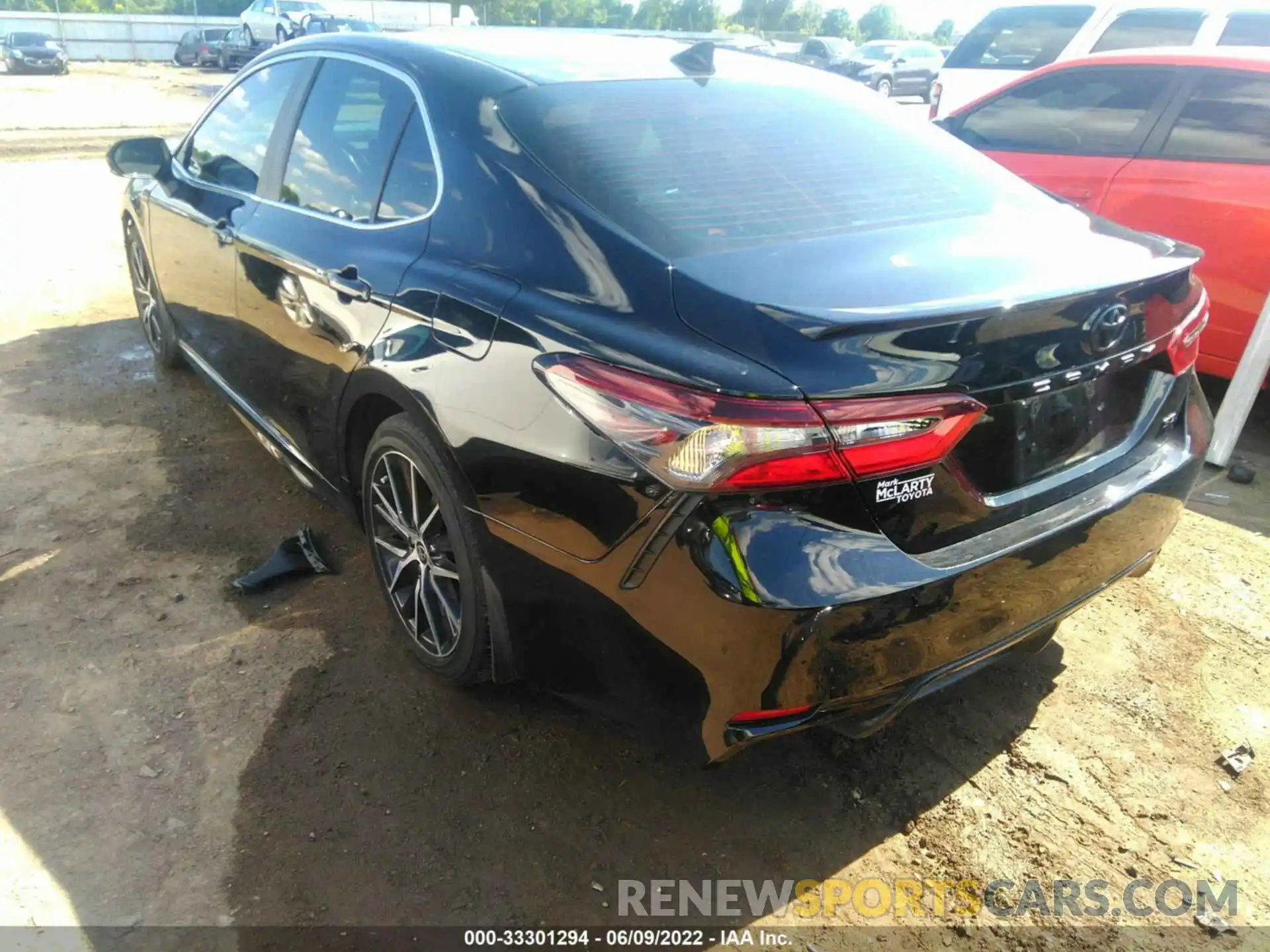 3 Photograph of a damaged car 4T1T11AK5MU571946 TOYOTA CAMRY 2021