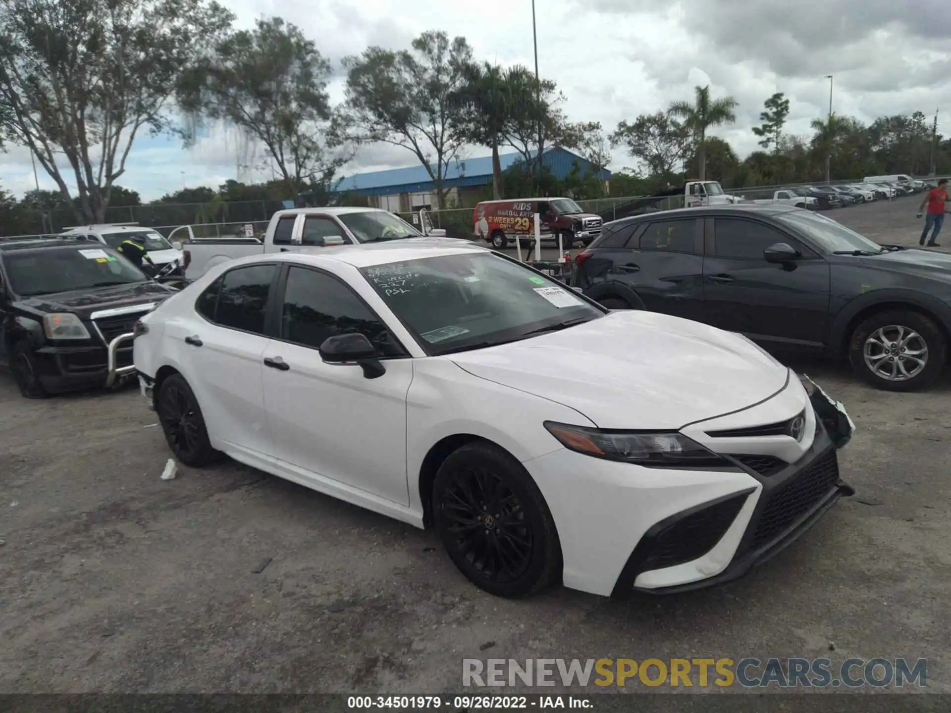 1 Photograph of a damaged car 4T1T11AK6MU428570 TOYOTA CAMRY 2021