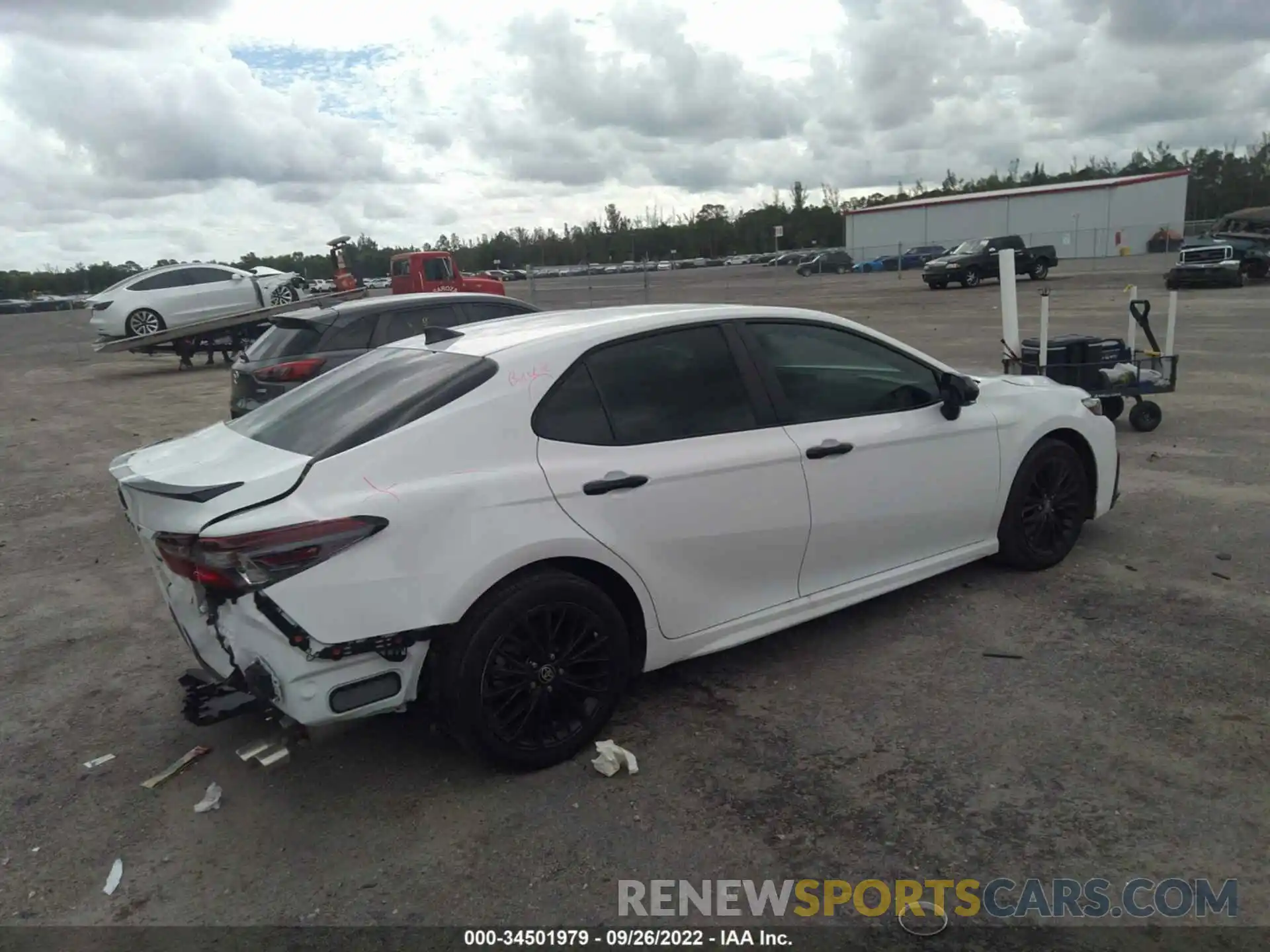 4 Photograph of a damaged car 4T1T11AK6MU428570 TOYOTA CAMRY 2021