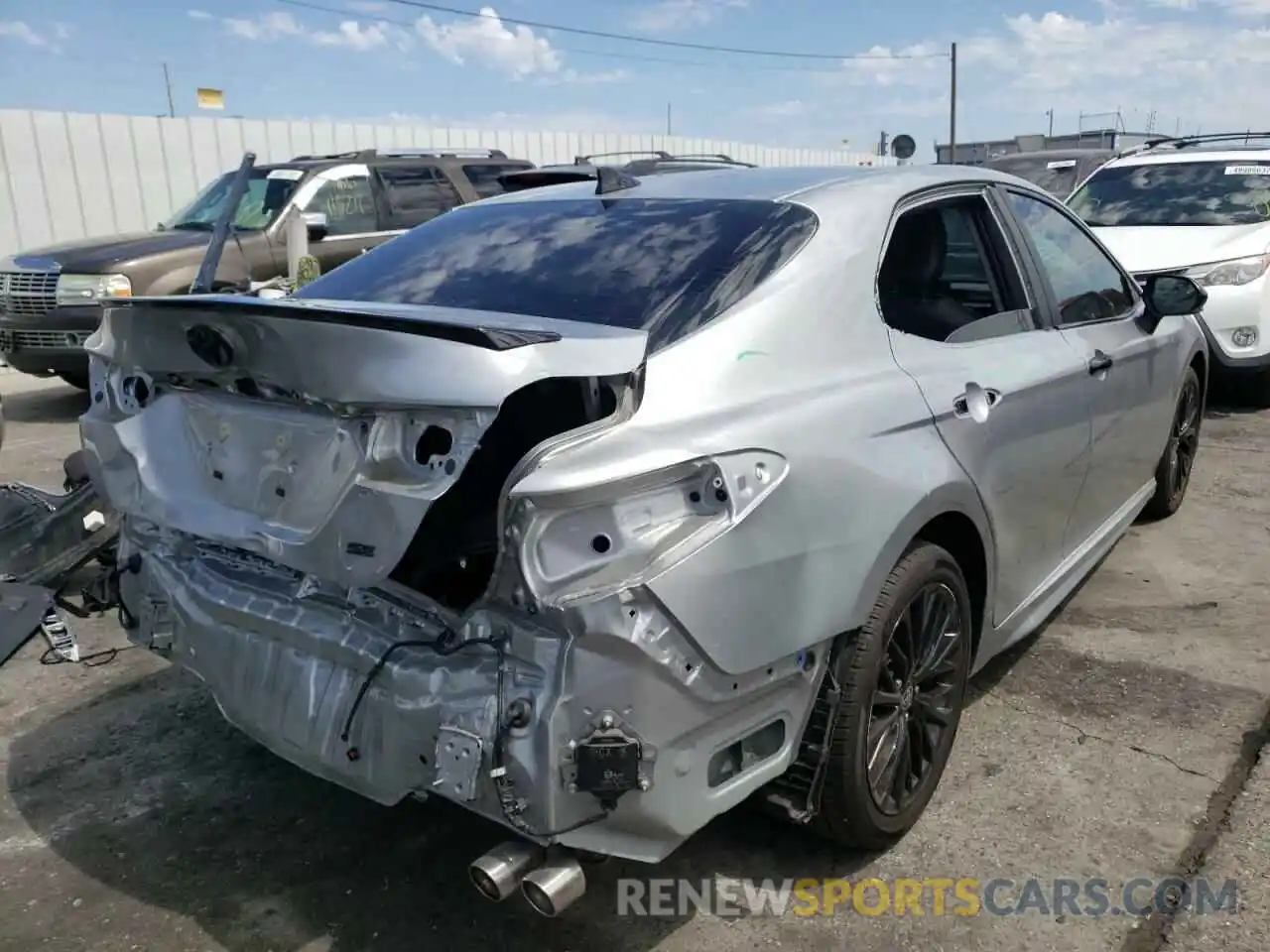 4 Фотография поврежденного автомобиля 4T1T11AK6MU443618 TOYOTA CAMRY 2021