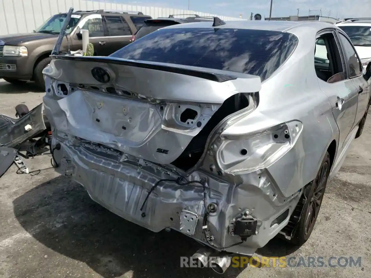 9 Photograph of a damaged car 4T1T11AK6MU443618 TOYOTA CAMRY 2021