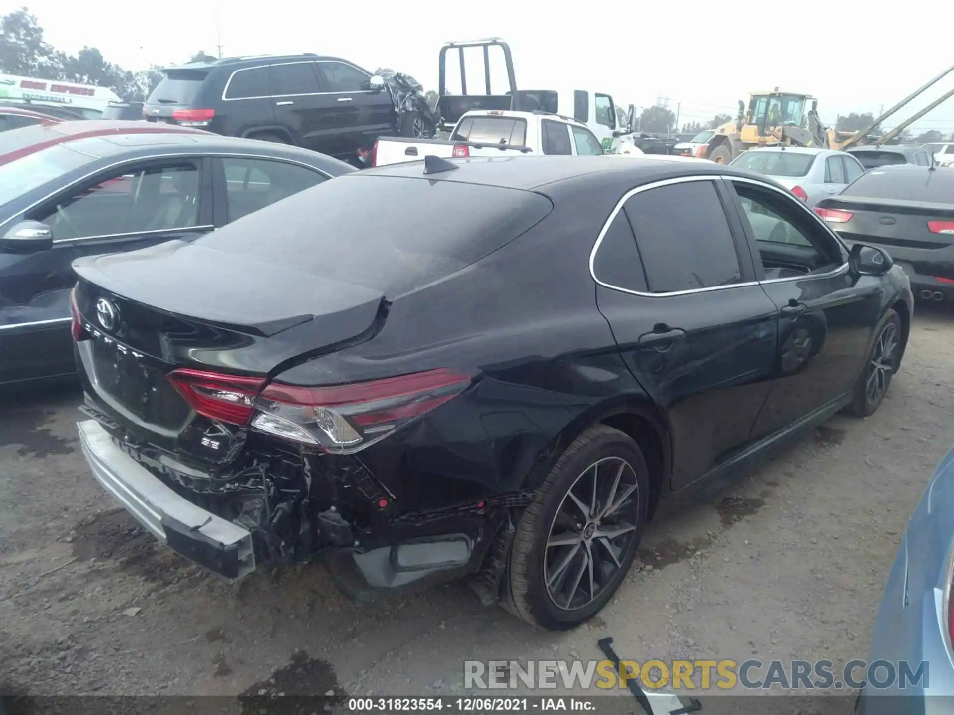 4 Photograph of a damaged car 4T1T11AK6MU513313 TOYOTA CAMRY 2021