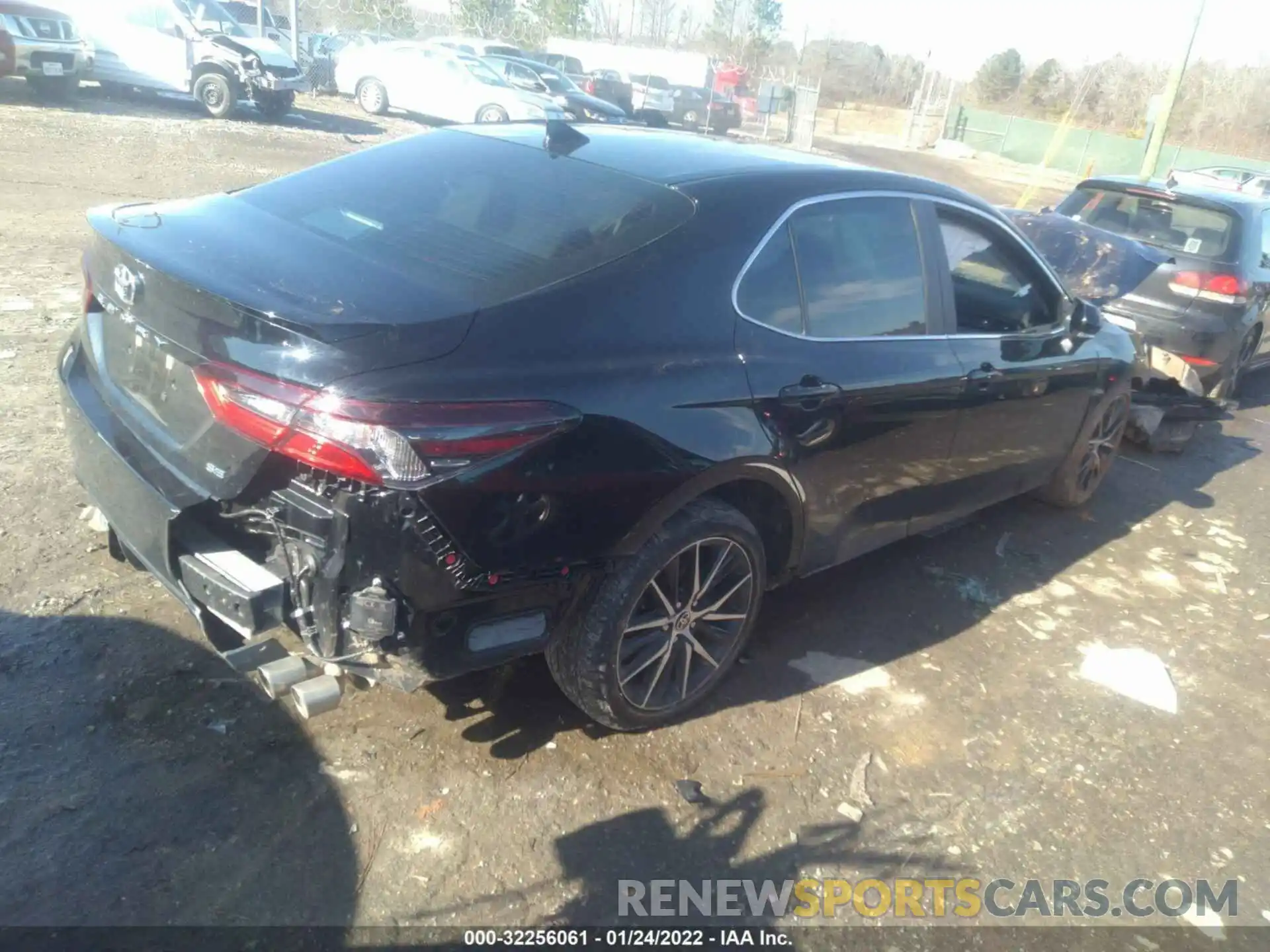 4 Photograph of a damaged car 4T1T11AK6MU521850 TOYOTA CAMRY 2021