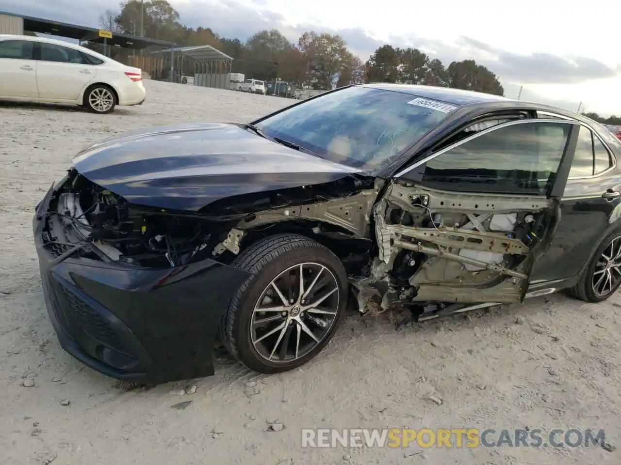 9 Photograph of a damaged car 4T1T11AK6MU521864 TOYOTA CAMRY 2021