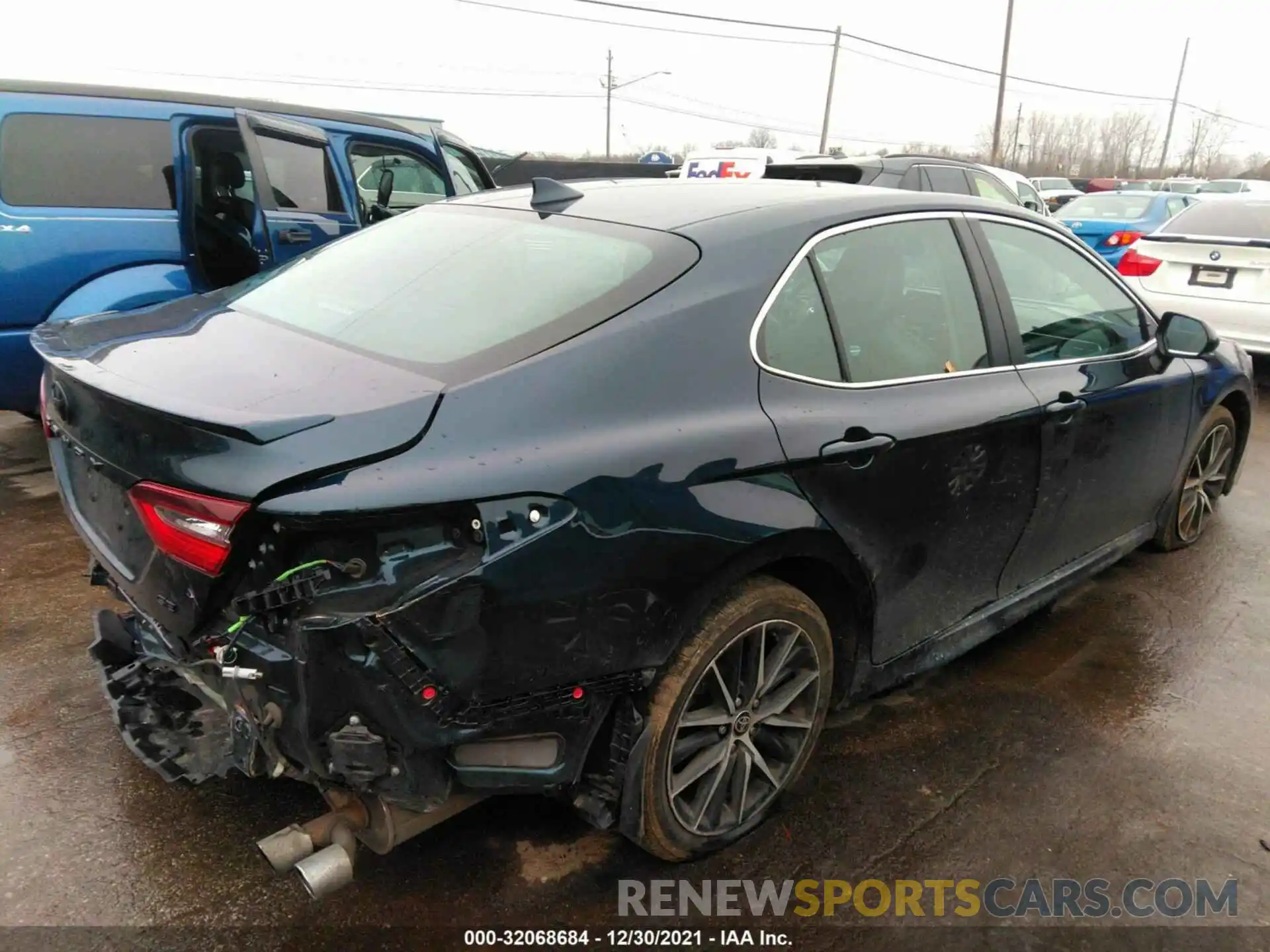 4 Photograph of a damaged car 4T1T11AK6MU559868 TOYOTA CAMRY 2021