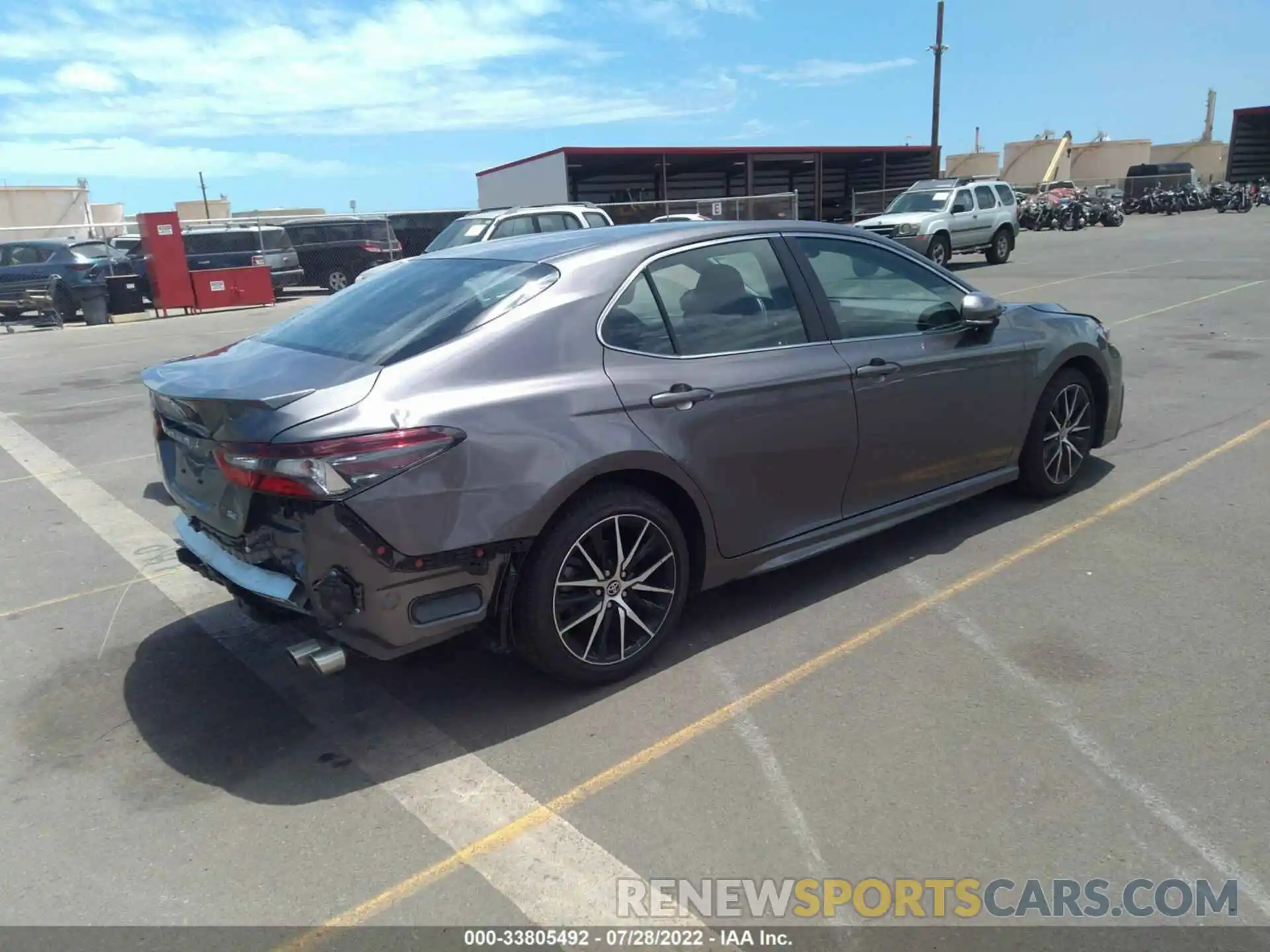 4 Photograph of a damaged car 4T1T11AK6MU603027 TOYOTA CAMRY 2021