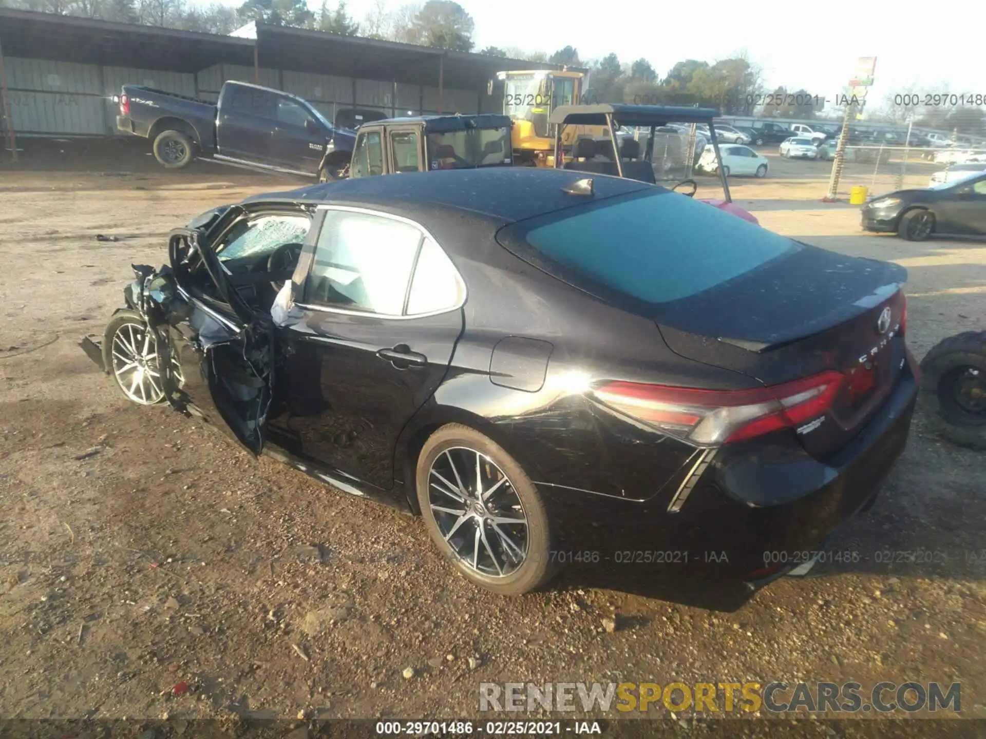 3 Photograph of a damaged car 4T1T11AK7MU513692 TOYOTA CAMRY 2021