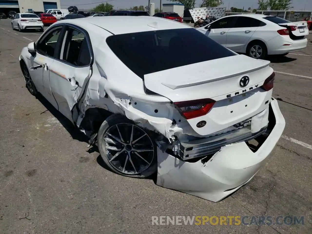 3 Photograph of a damaged car 4T1T11AK7MU576209 TOYOTA CAMRY 2021