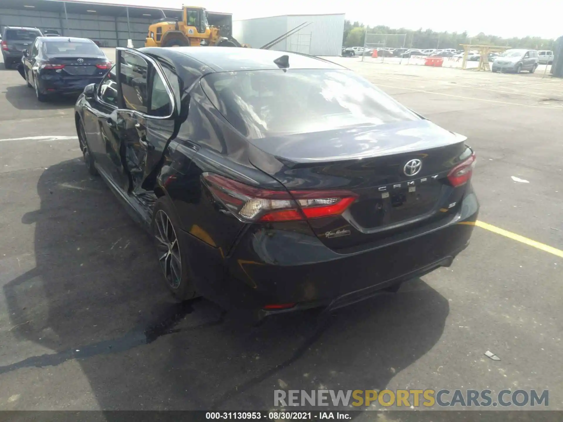 3 Photograph of a damaged car 4T1T11AK7MU577621 TOYOTA CAMRY 2021