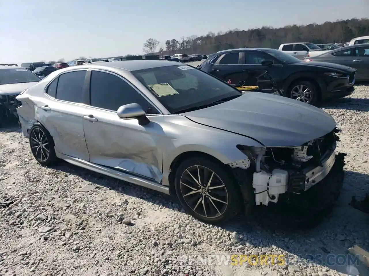 4 Photograph of a damaged car 4T1T11AK8MU514530 TOYOTA CAMRY 2021