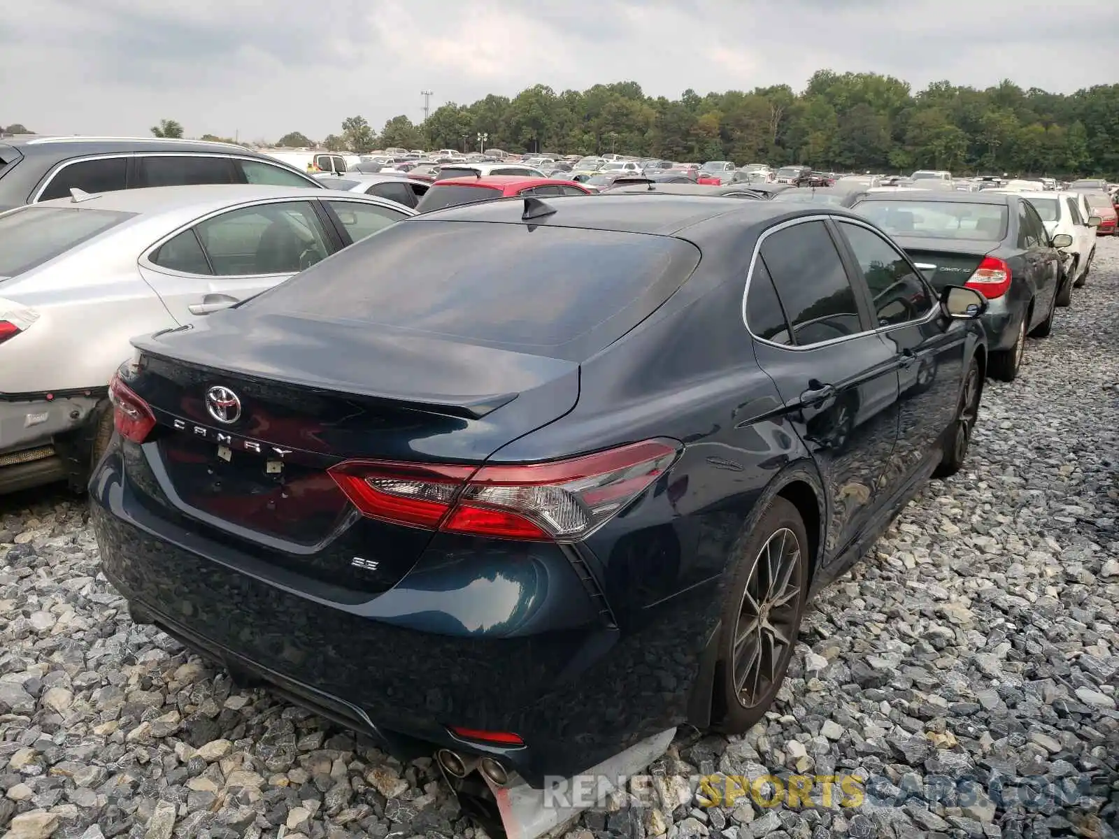 4 Photograph of a damaged car 4T1T11AK8MU578051 TOYOTA CAMRY 2021