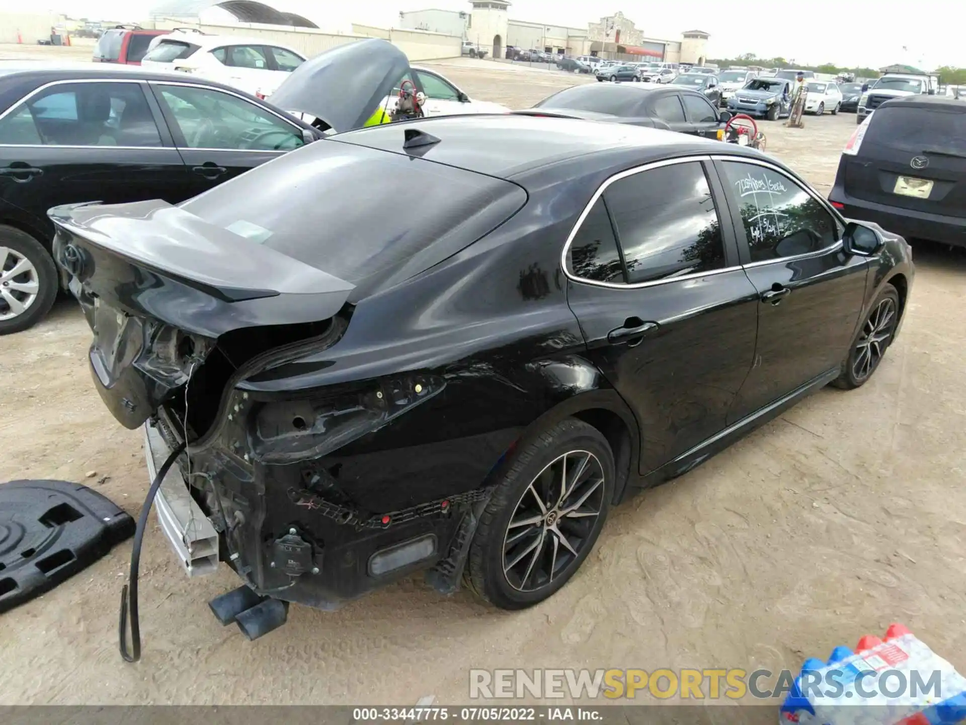 4 Photograph of a damaged car 4T1T11AK9MU439627 TOYOTA CAMRY 2021