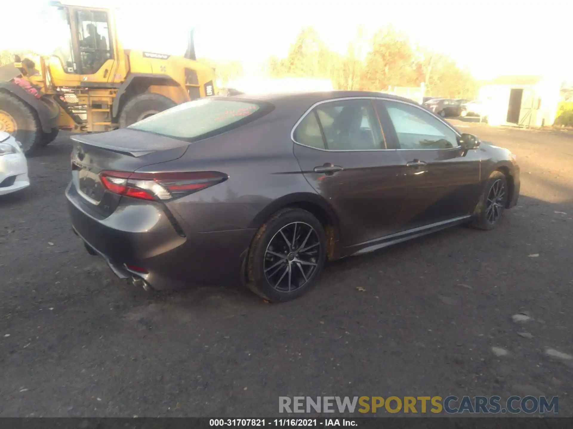 4 Photograph of a damaged car 4T1T11AK9MU480727 TOYOTA CAMRY 2021