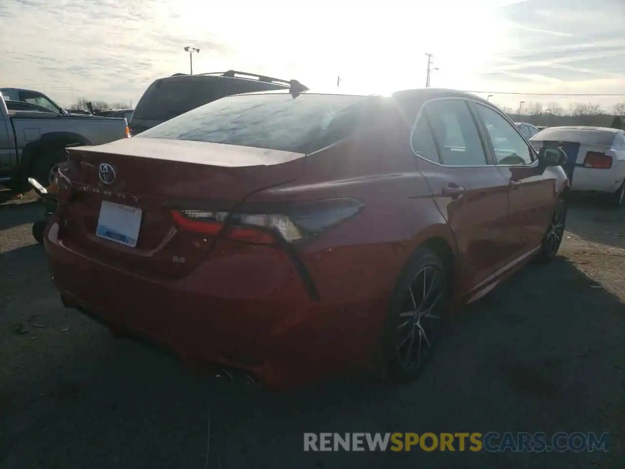 4 Photograph of a damaged car 4T1T11AK9MU497463 TOYOTA CAMRY 2021