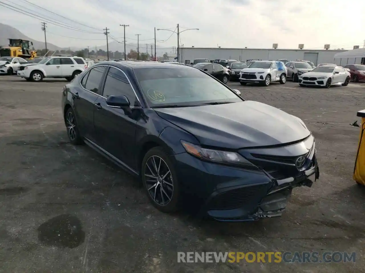 1 Photograph of a damaged car 4T1T11AK9MU526377 TOYOTA CAMRY 2021