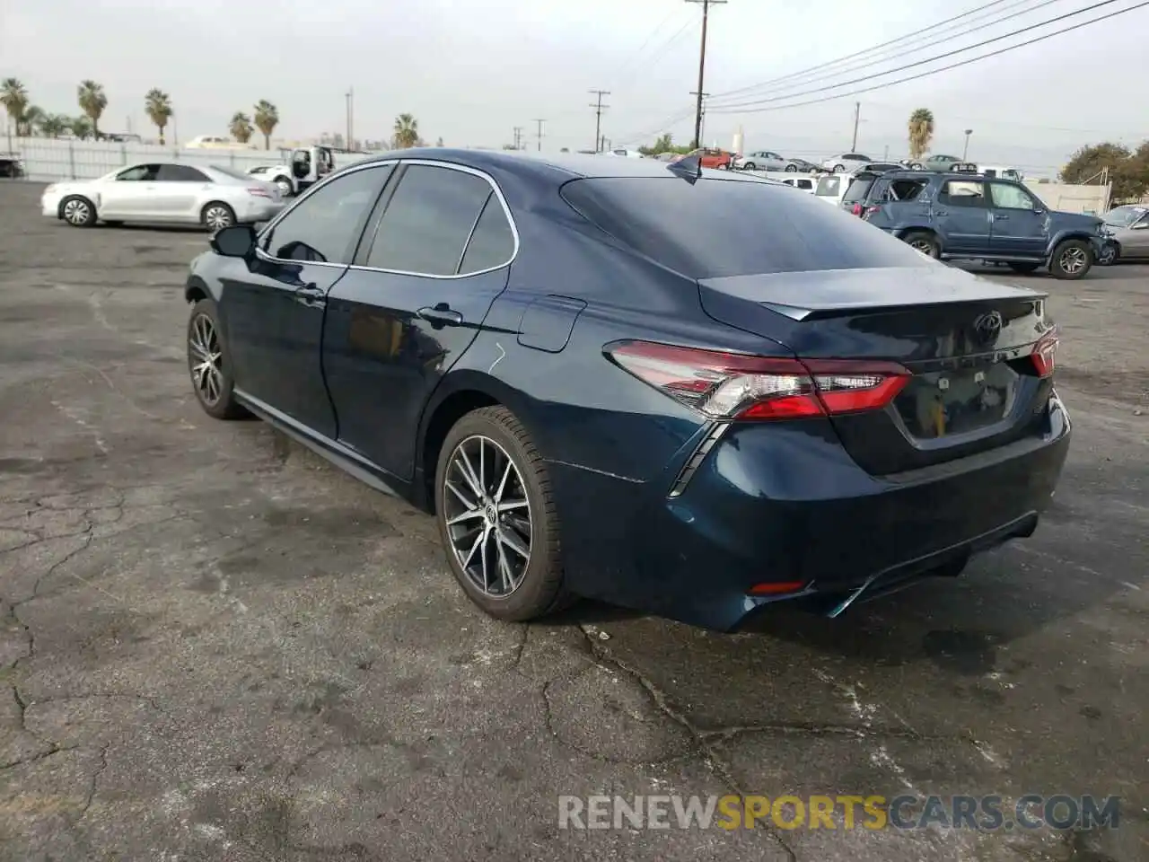 3 Photograph of a damaged car 4T1T11AK9MU526377 TOYOTA CAMRY 2021