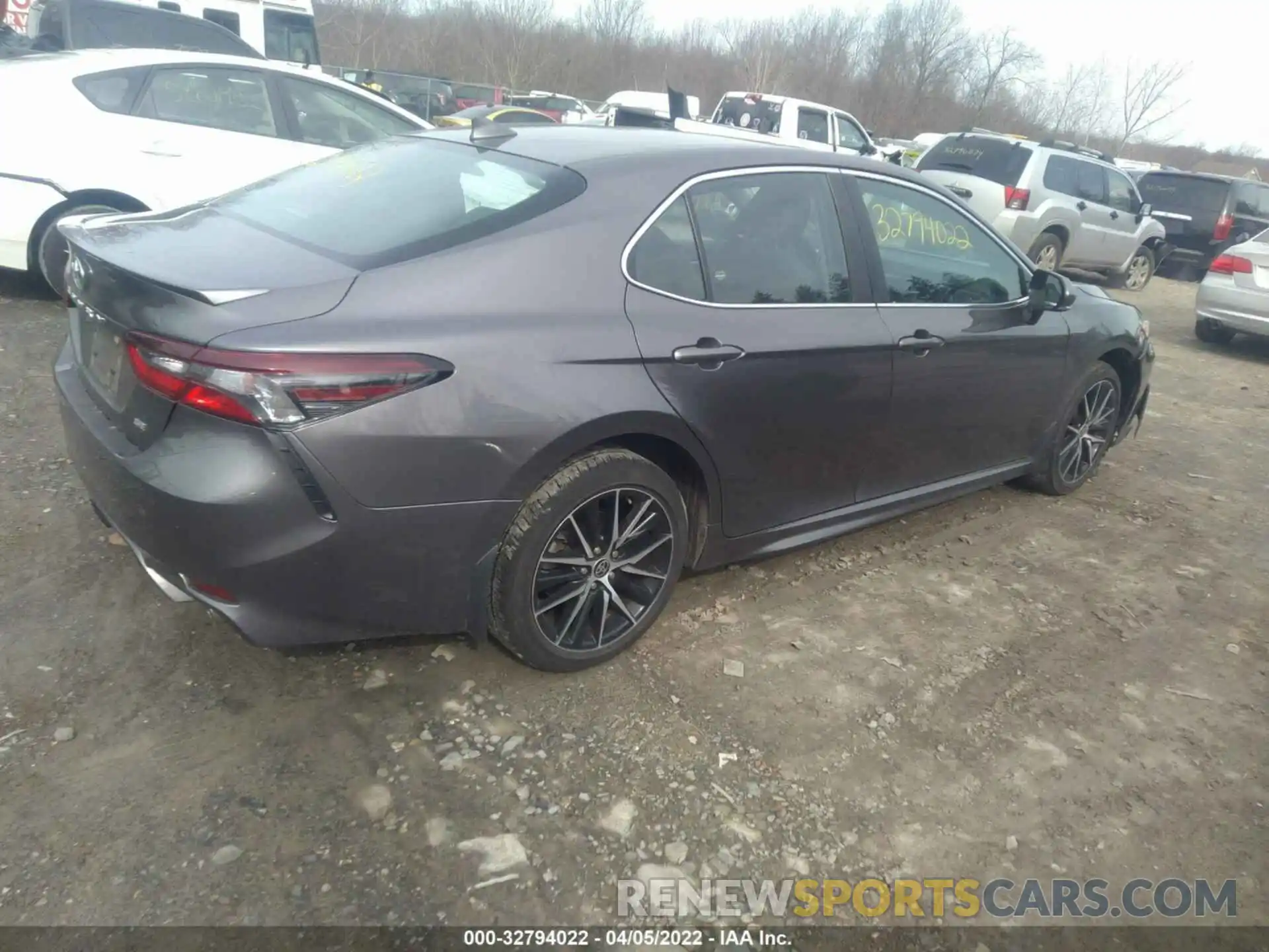 4 Photograph of a damaged car 4T1T11AK9MU533104 TOYOTA CAMRY 2021