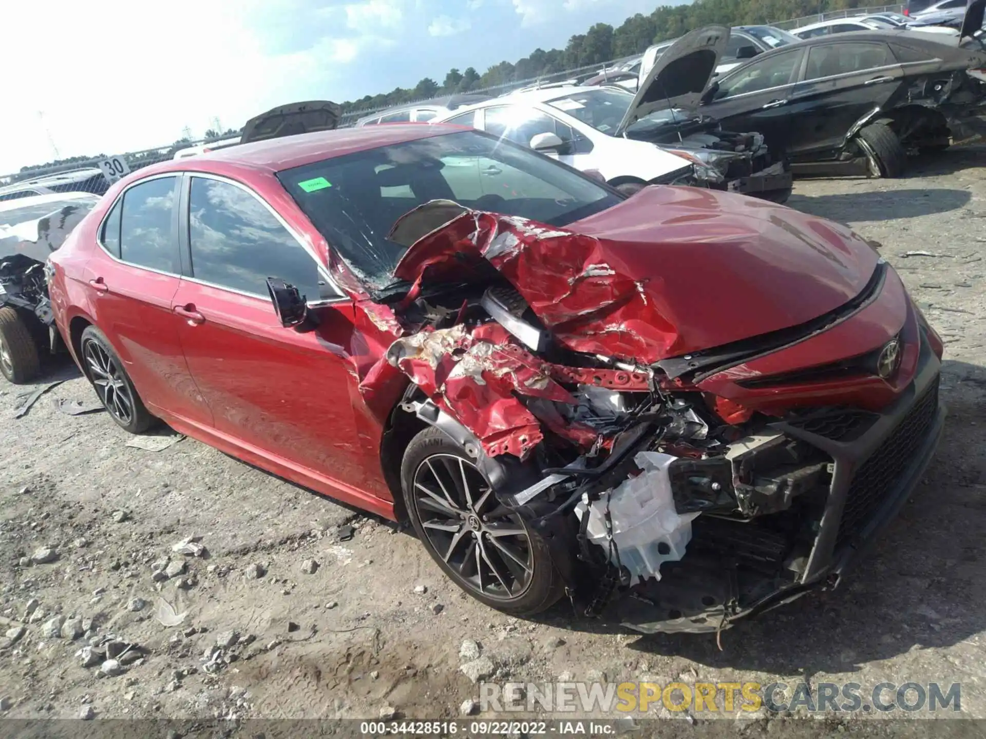 1 Photograph of a damaged car 4T1T11AKXMU409892 TOYOTA CAMRY 2021