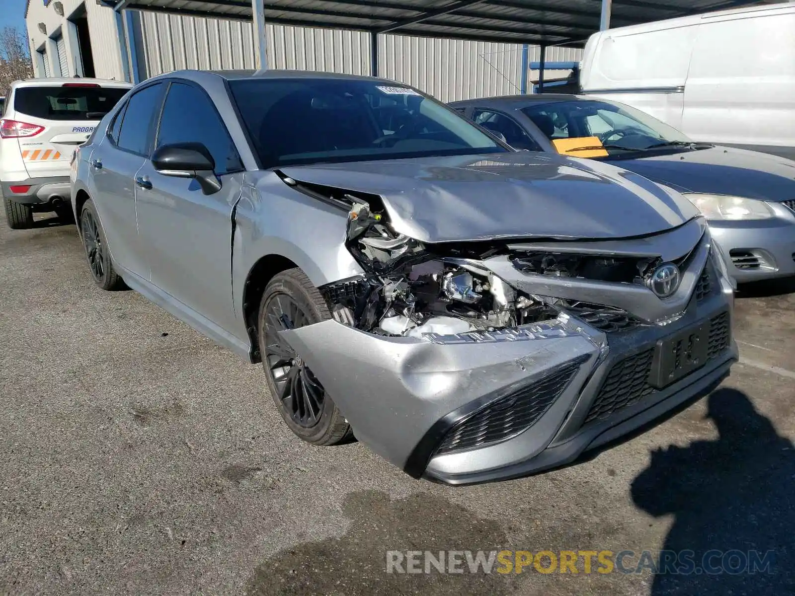 1 Photograph of a damaged car 4T1T11AKXMU410556 TOYOTA CAMRY 2021