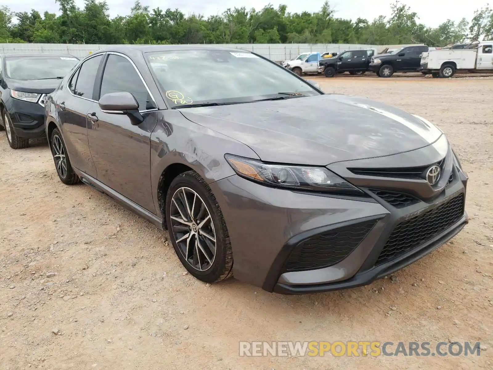 1 Photograph of a damaged car 4T1T11AKXMU437028 TOYOTA CAMRY 2021