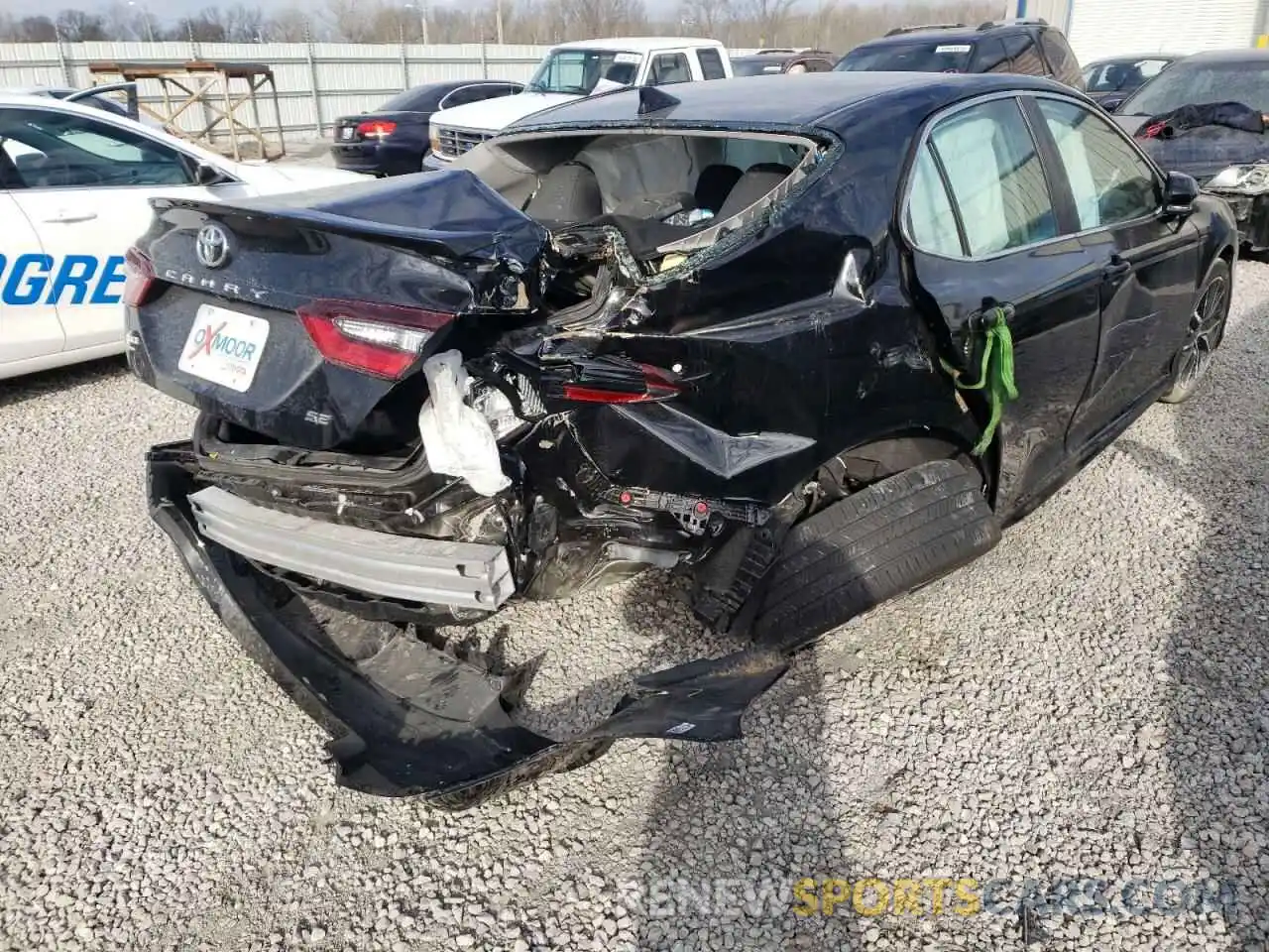 9 Photograph of a damaged car 4T1T11AKXMU477920 TOYOTA CAMRY 2021